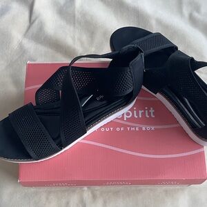 Easy Spirit Black Mesh Women's Sandals